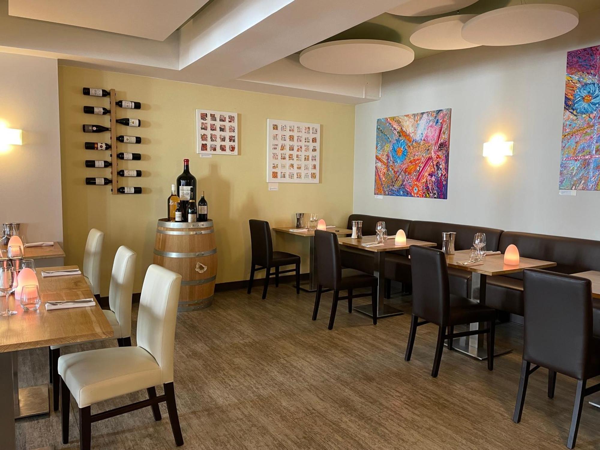 Hotel Restaurant La Boule D'Or バルブジュー エクステリア 写真